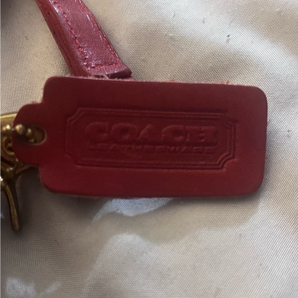 Vintage Coach Dinky Crossbag - Picture 4 of 6